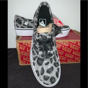 Vans authentic platform (faux fur) leopard